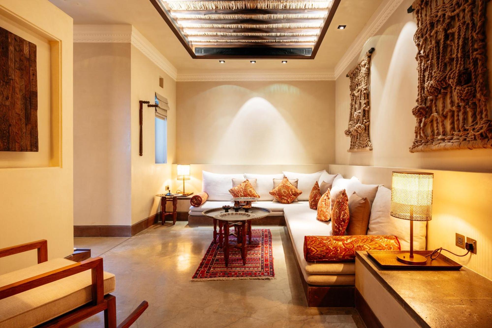 מלון The Chedi Al Bait, שארג'ה מראה חיצוני תמונה A suite at the Taj Mahal Palace